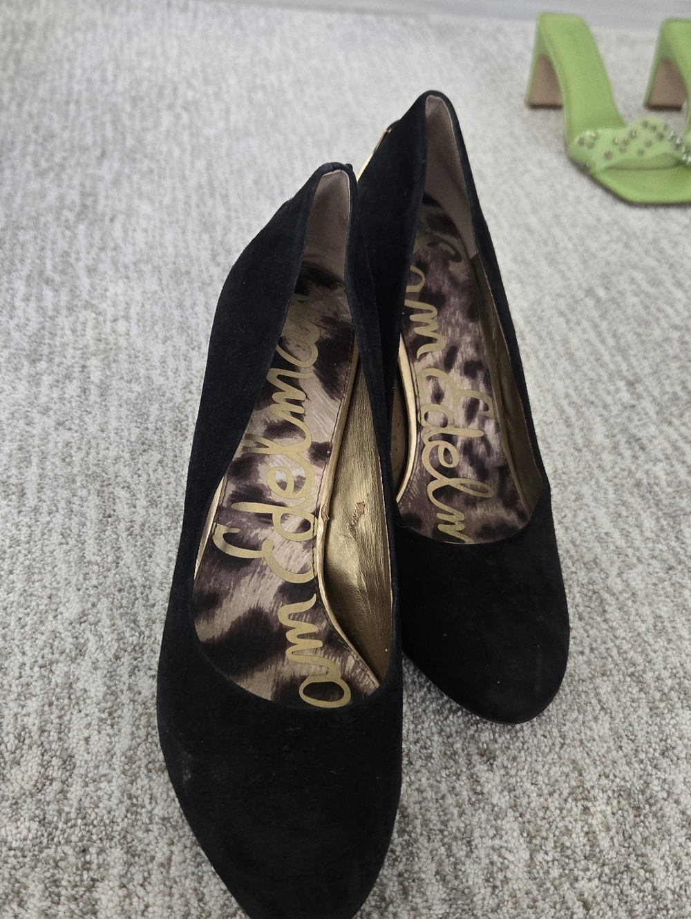 Sam Edelman Women's Evan Pumps Black With Gold Corset Heel Details Size 7M - Picture 3 of 4